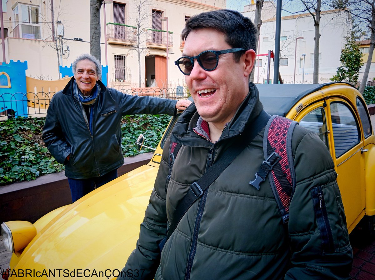 Avui dissabte 17 a "#fABRIcANTSdECAnÇOnS37" de <a href="/radiodesvern/">Ràdio Desvern</a> conversaré amb els bateries <a href="/Dvinolas/">David Viñolas</a> de #NucliTrio i #MiquelÀngelLizandra. Ho faré per parlar de "Nucli Trio interpreta la Música Laietana". Serà a les 20h i es podrà escoltar a radiodesvern.com i al 98.1 FM.