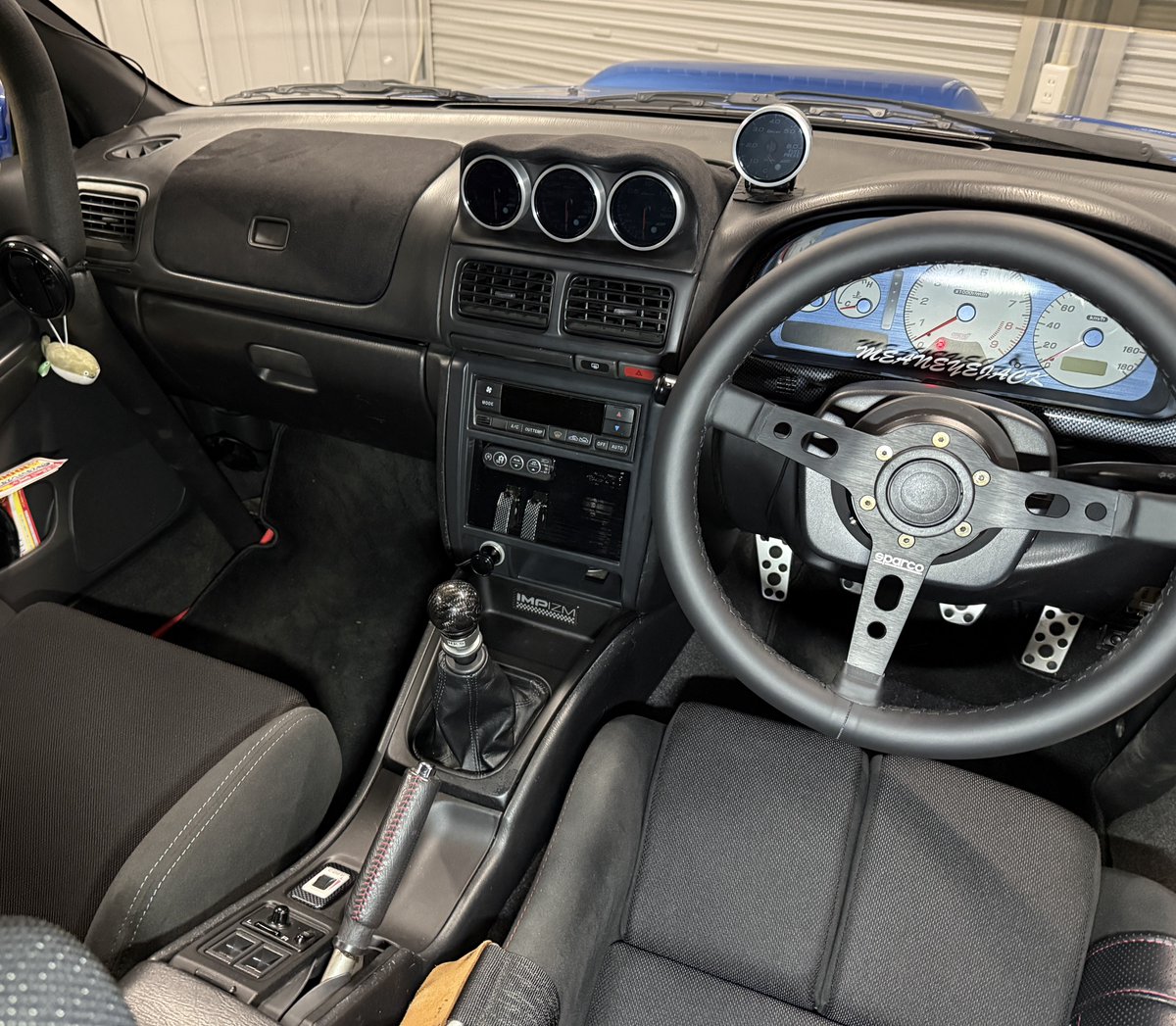 3度くらい気が変わってブラック内装で落ち着きました
あとやることはステッチの色統一するくらい🤮