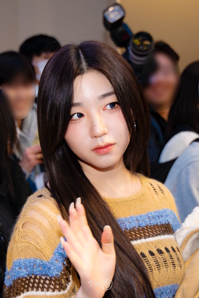 260117 트리플에스 출국
소현
#tripleS #Sohyun #밥보단소현