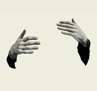 DesignsAzmis's tweet image. 着替えする前と後で頭痛い 🐽