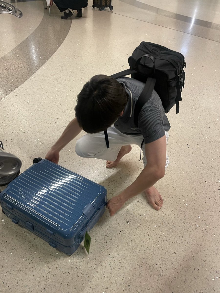 yunofull's tweet image. GETTING READY                    TO MAKE HISTORY