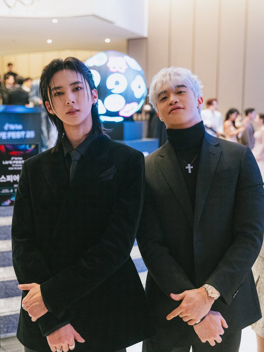 #VAV #브이에이브이 #ACE #에이스