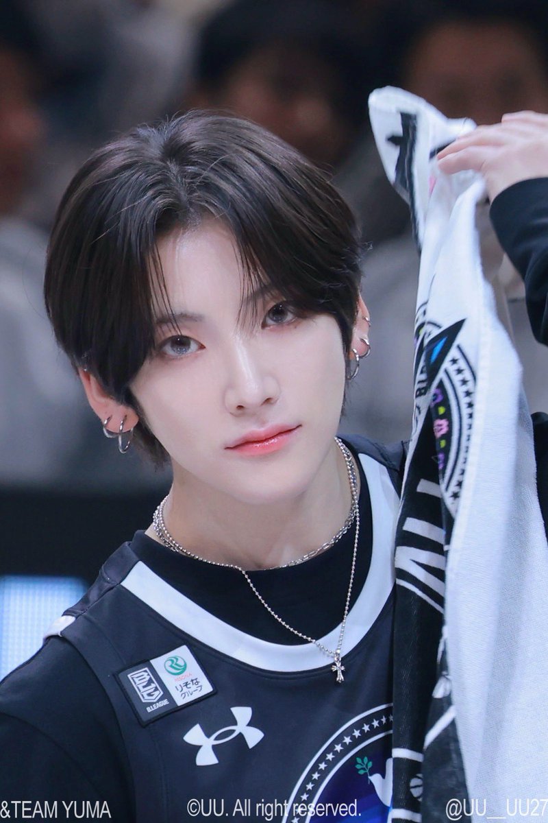 malssukee's tweet image. 우리집 고양이가 이러케 이쁜데 윰른해야겟지