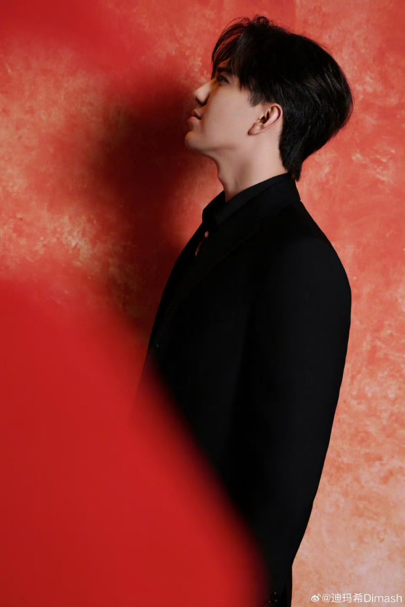 dimash_ID's tweet photo. 2/2

#DimashQudaibergen #Dimash #Димаш #迪玛希 #dimashIndonesia https://t.co/K3TXBEhsE0