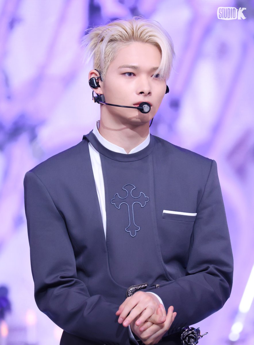 StudioK_twt's tweet image. 🏦 뮤직뱅크 금고 털이 🏦
(Music Bank Behind Photo📸)

#엔하이픈 (#ENHYPEN)
뮤뱅 금고 OPEN✨
@ENHYPEN

#MusicBank #BehindPhoto #StudioK
#뮤직뱅크 #현장스틸 #뮤뱅 #금고털이