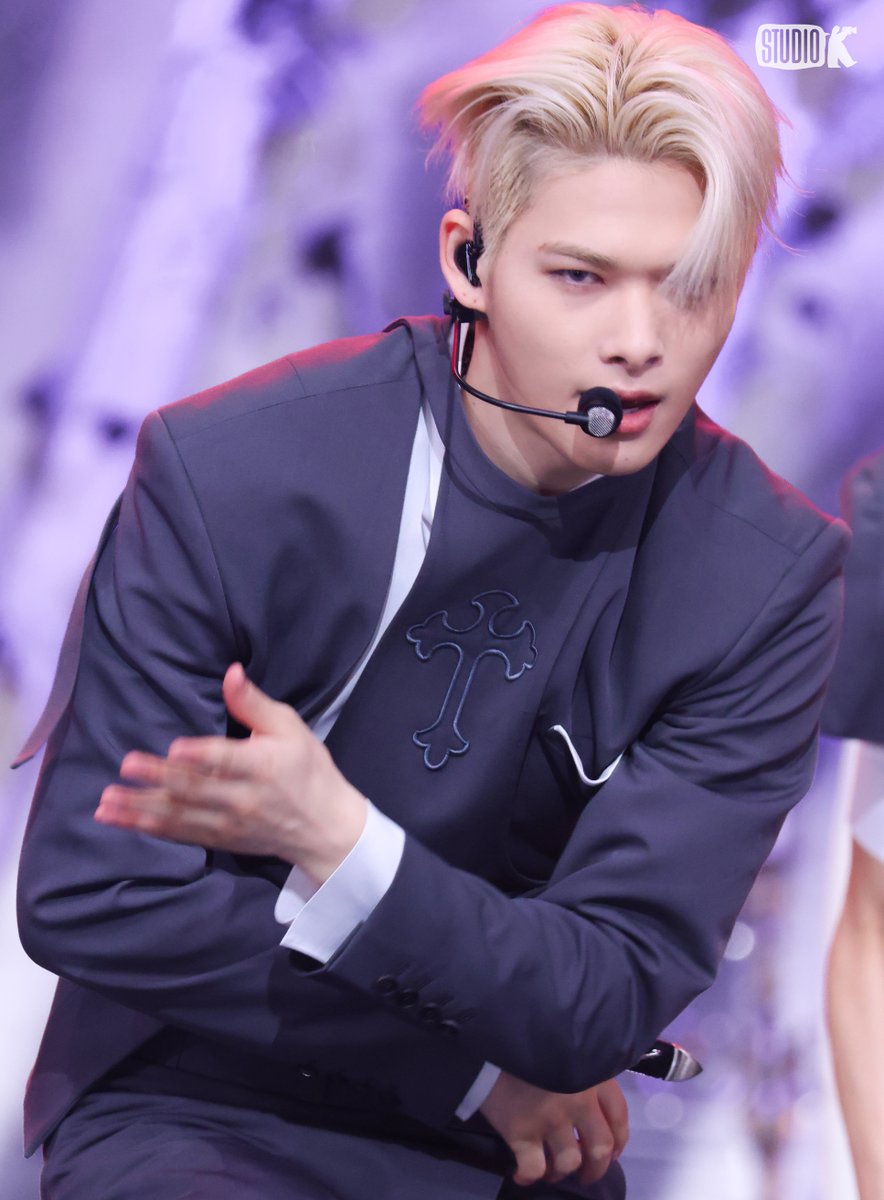 StudioK_twt's tweet image. 🏦 뮤직뱅크 금고 털이 🏦
(Music Bank Behind Photo📸)

#엔하이픈 (#ENHYPEN)
뮤뱅 금고 OPEN✨
@ENHYPEN

#MusicBank #BehindPhoto #StudioK
#뮤직뱅크 #현장스틸 #뮤뱅 #금고털이