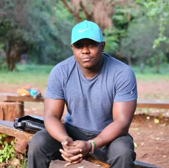 When We Say 'Teya Leta Tebo' 😂

It's Not That We Don't Have The Gadgets/Data To Access Live Standings

Well Sometimes We May Lack Either/Both

But This Is More Of A Solidarity Signal To A Man We Have Grown To Admire ✊🏾

As Chinua Achebe Said - When We Gather...

#FootballKE