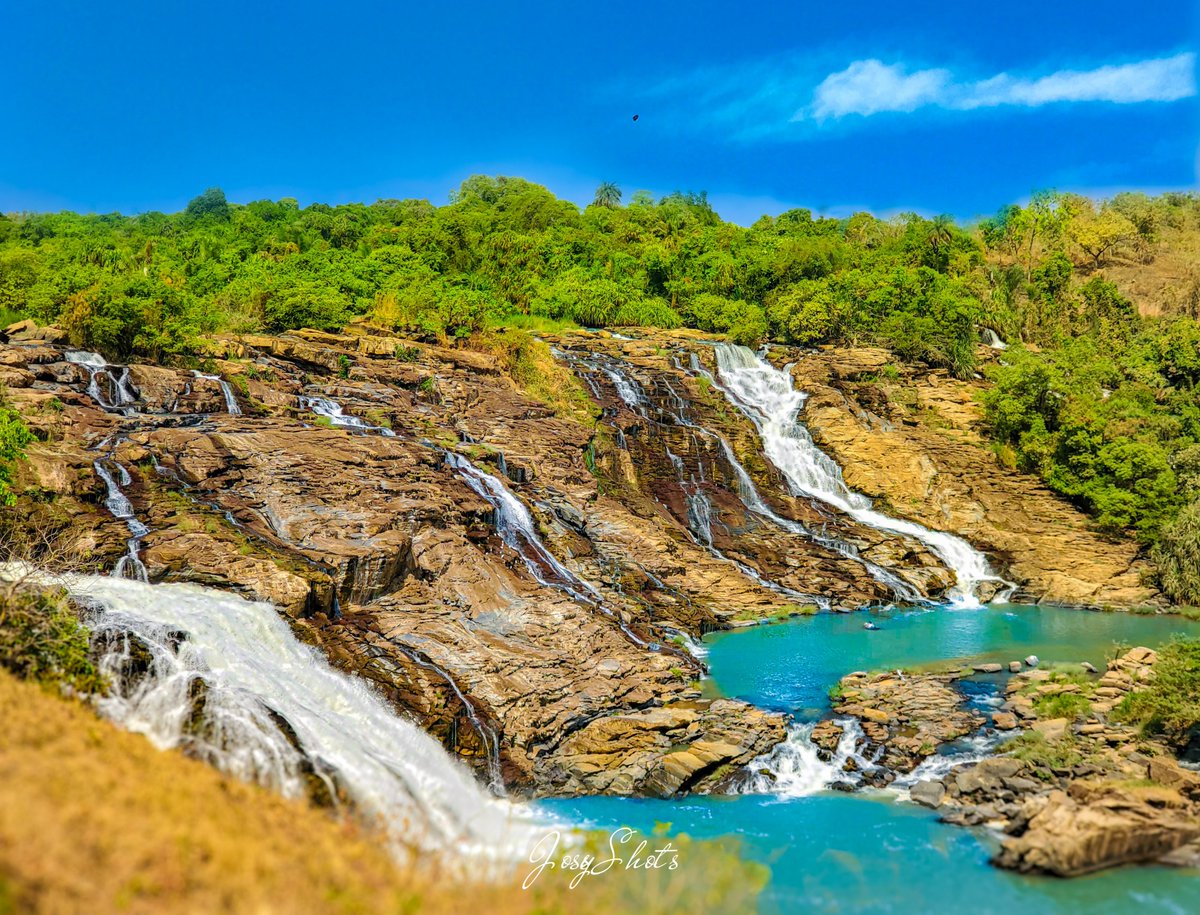 Gbamila_joe's tweet image. I take some really cool pictures of places in Nigeria 🇳🇬
A retweet will go a long way🥺❤️