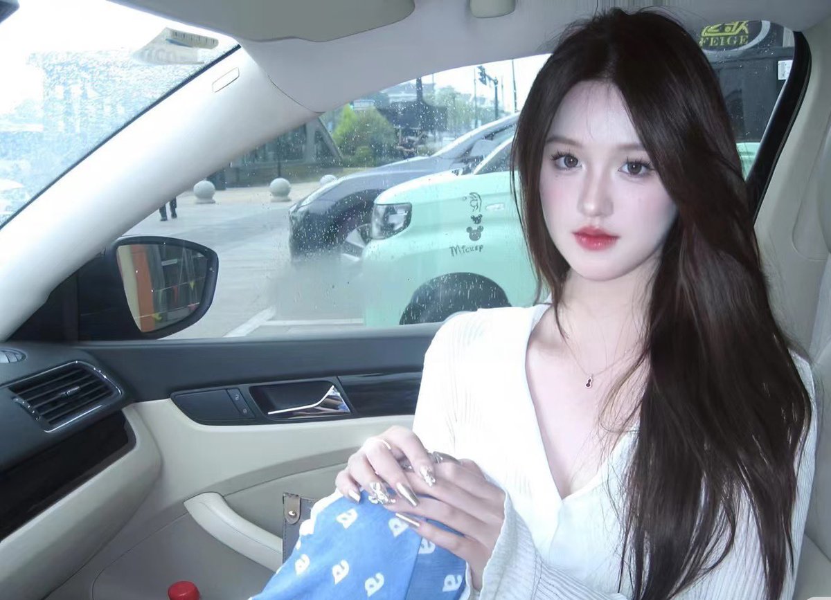 🍨 tweet media