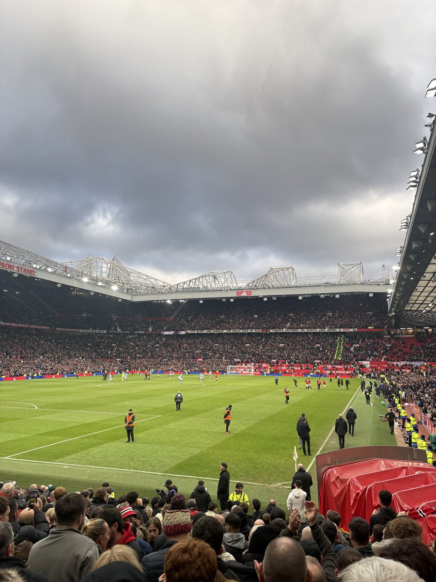 MUFC Ticket Alerts tweet media