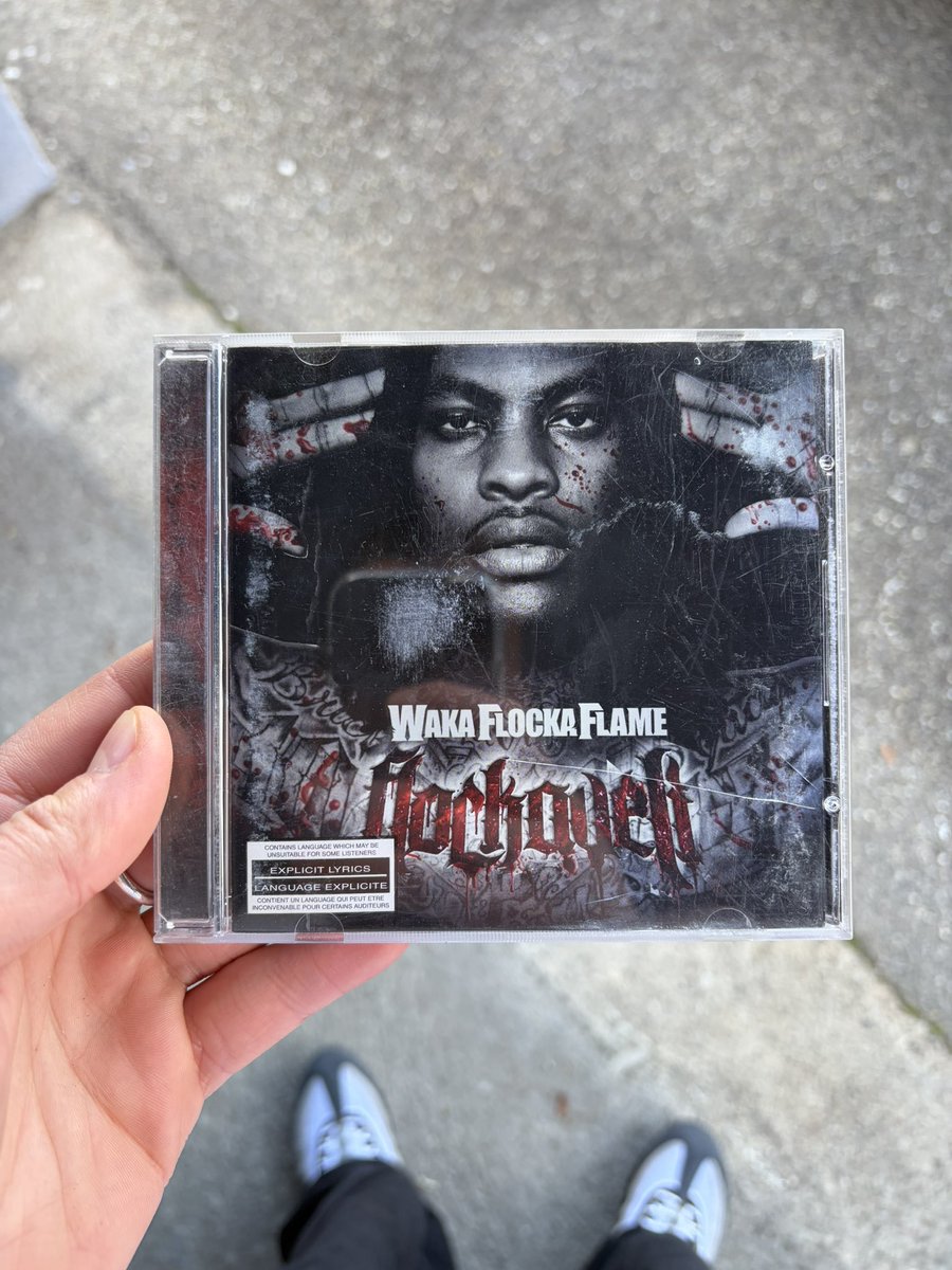 lcsrtn's tweet image. WAKA FLOCKA FLAME - FLOCKAVELI (2010)