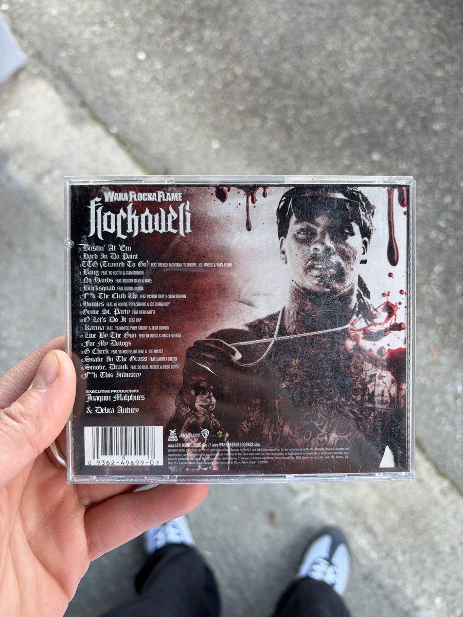 lcsrtn's tweet image. WAKA FLOCKA FLAME - FLOCKAVELI (2010)