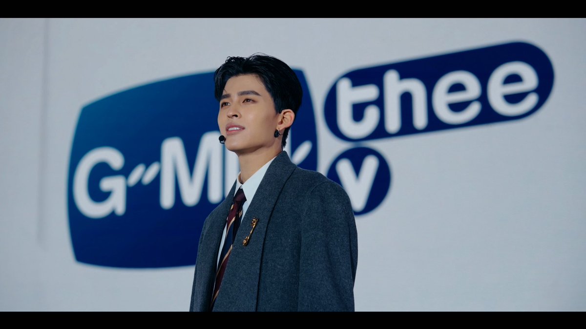 ppnaravit_home's tweet image. ต่อไปนี้เรียนชั้นว่า ธีรกิต เคียน ลี เจ้าของ Gmm thee v และ arseni 😎

 #MeAndTheeSeriesFinalEP