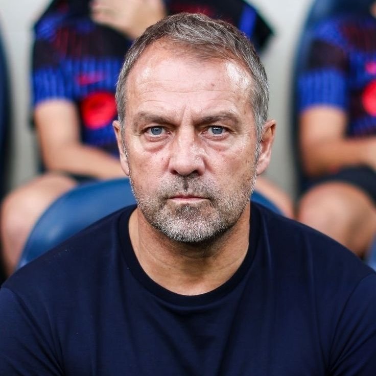 "Quiero decirles a los jugadores de La Masia… Somos el FC Barcelona"

"Si quieres jugar en el Barça debes dar el 100%, poner todo tu corazón, vivir por esos colores"

"A todos los demás, no quiero que estén con nosotros"

Hansi Flick, 17 de enero de 2026.