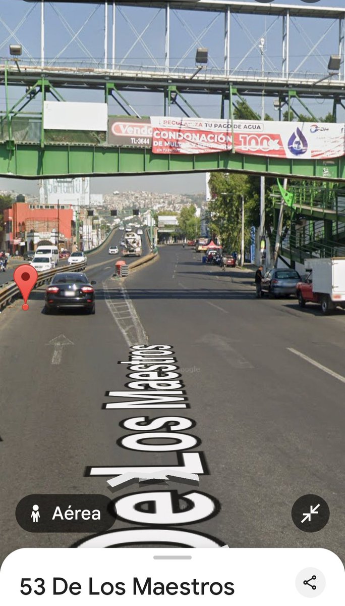 VecManAC's tweet photo. @Gob_Tlalne Solicitamos urgentemente apoyo de tránsito en Av. de los Maestros. Los domingos, personas desconocidas entorpecen la circulación y realizan cobros indebidos para permitir subir al puente. Pedimos su intervención inmediata.  #DenunciaCiudadana https://t.co/UudOYifKAl