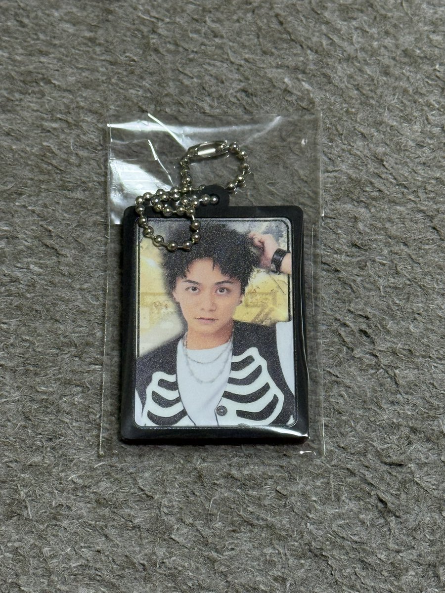 izu：） tweet media