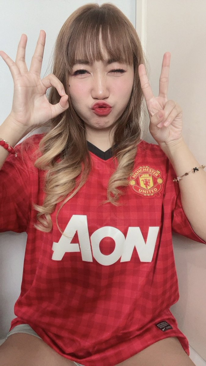 Devina tweet media