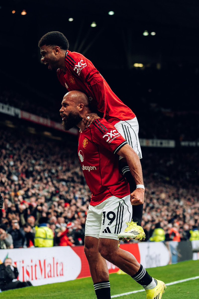 Juaanito_'s tweet image. اكثر شيء حقيقي في حياتي

لا تحاول إسعادي .. فأنت لست اليونايتد ❤️