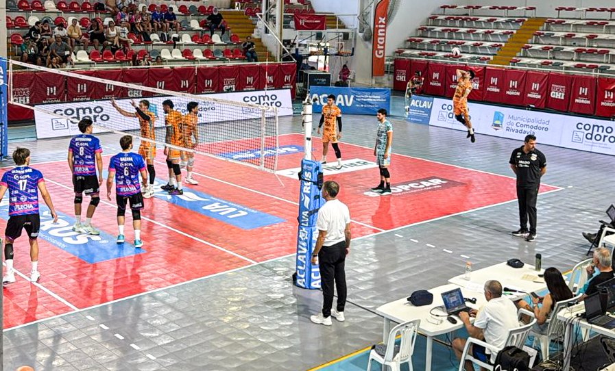 #LVA Final del 1° Set.

Tour 4 - Fecha 11

Monteros Vóley 25 (1) - Waiwen 15 (0)

En vivo: youtube.com/live/AxBjTV-AI…

#SomosMVC
#OrgulloNaranja