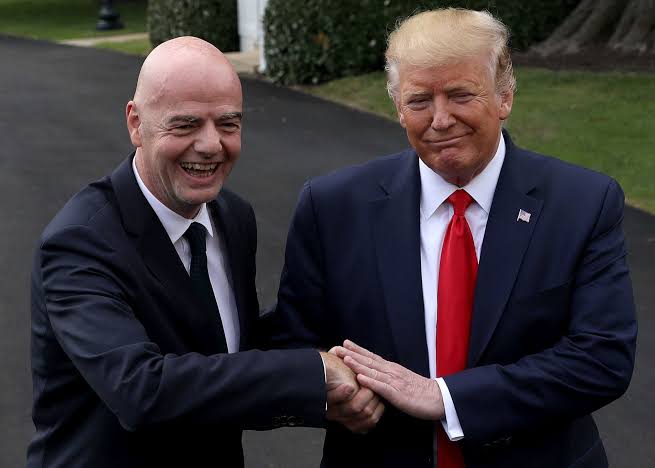 La legendaria portera sueca Hedvig Lindahl ha rechazado participar en el Equipo de la FIFA como muestra de solidaridad con el pueblo de Palestina y de rechazo al ultraderechista criminal de Donald Trump. Grande.