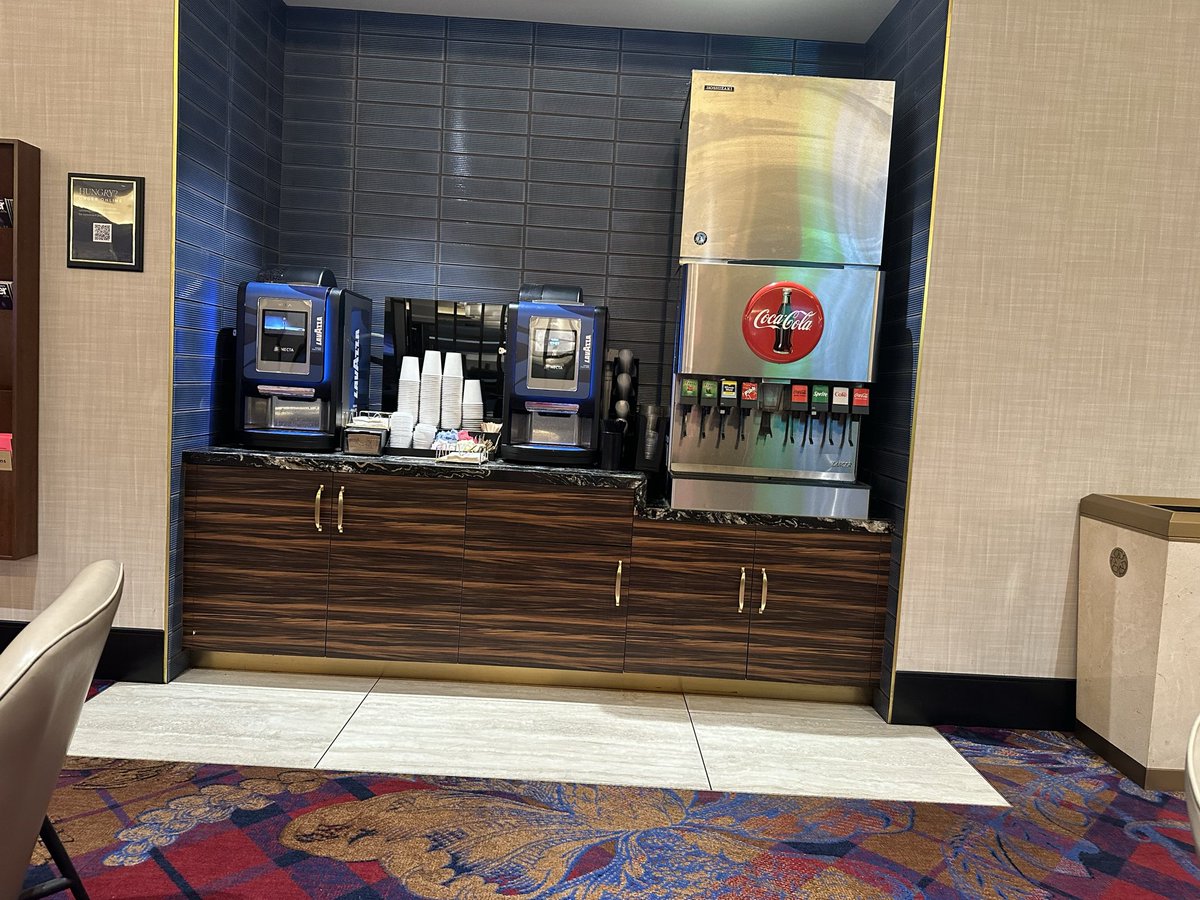 cfishing's tweet photo. @JacobsVegasLife The Venetian Poker Room https://t.co/86cEurk7ur