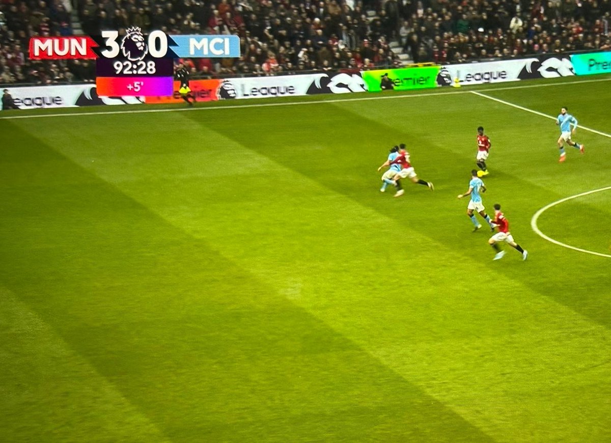 TroiBoy's tweet image. Cunha offside. Wirtz onside.