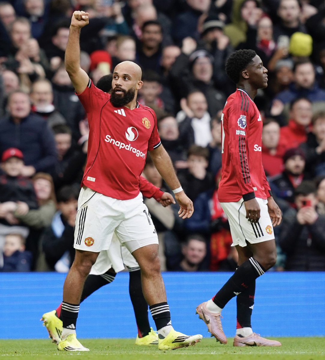 🚨🚨🎙️| Bryan Mbeumo: “When I came back, a lot of things had changed, but we have a very good group. We’ve always been together, stick together. We have a fantastic unity so it’s unbelievable.

It’s not easy because we had only three days. We are all together, we tried to be as