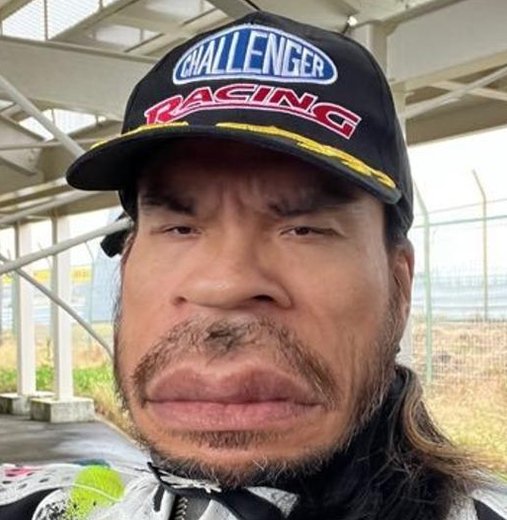 AssolG's tweet image. 食べ放題食べたら一切ウキウキ 🐪