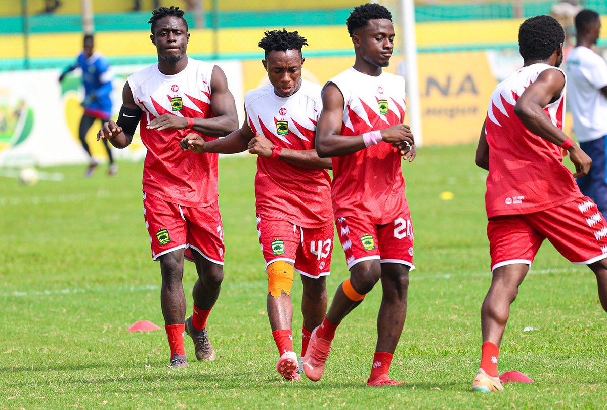 AsanteKotoko_SC's tweet photo. Warm-Up.
#GPLMD19
#GoldStarsKotoko https://t.co/ZTBc6ILarN