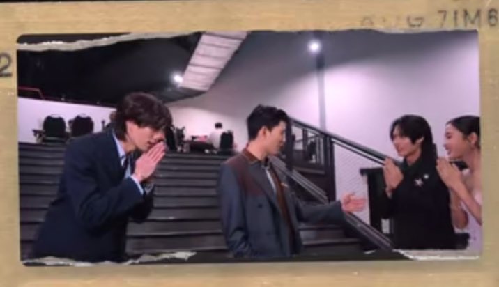 uinguinguing's tweet image. เจอวินเมในมีสติหน่อยคุณธีร์ ยืนยกมือไหว้บอสคนใหม่ โอ้ยยยยยย 55555555555555555
555555555555555555555555555555
#MeAndTheeSeriesFinalEP