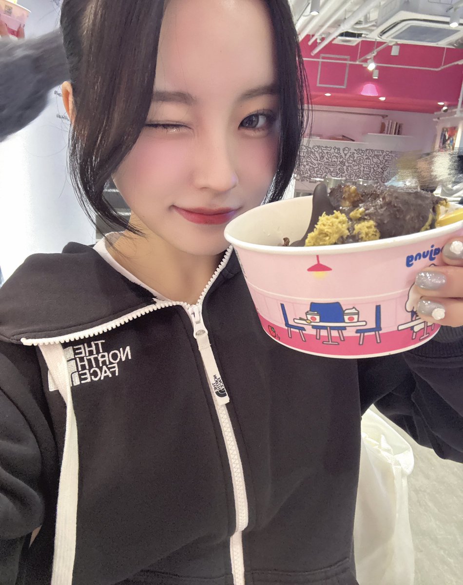 ♡エムティラボ様♡ 今日も1日おつかれさまー！！！ 明日に向けてたくさん頑張ったー