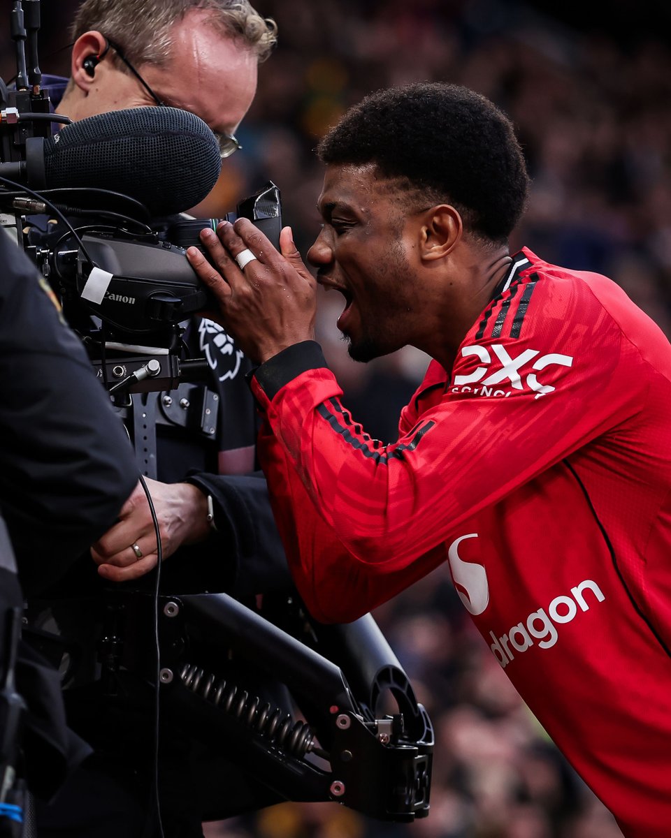 brfootball's tweet image. Manchester is red 💥