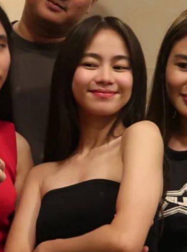 adfreighter's tweet image. I am so happy that Ash is gaining her weight 🥺  During MF fs, we ask Ash respectfully if she can push her weight to 40 like the S1 when her rest comes in and she really did. Kaya niya kami sinabihan na "Mga mama ko talaga" 'cos that was our last reminder before we part ways 💖