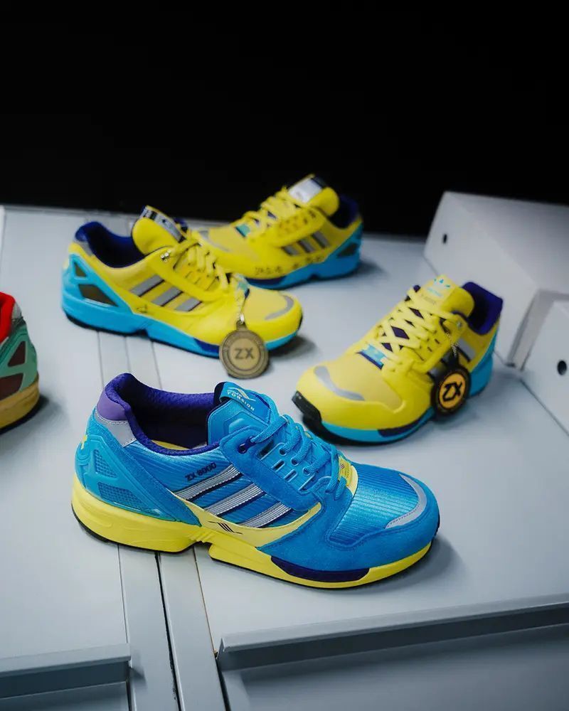 しゅ adidas ZX8000 CONSORTIUM Shoes - Blue | adidas Singapore