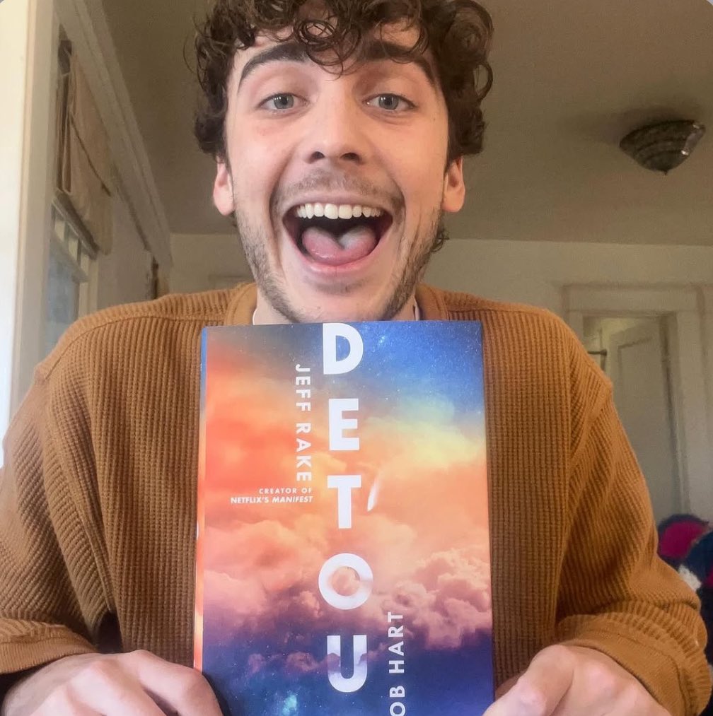 #ManifestSpinoff ✈️ | Stream Manifest on Netflix tweet media