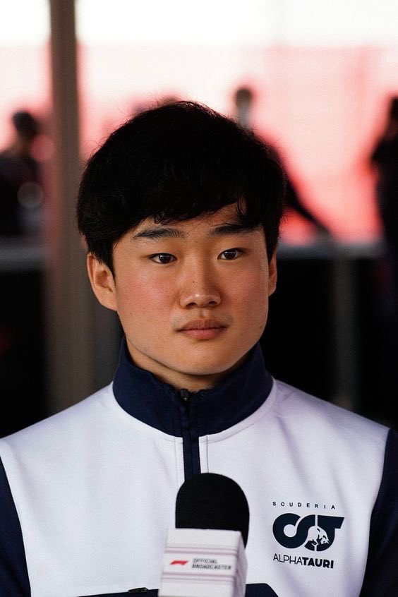 You know who else is in the KANGAWA????