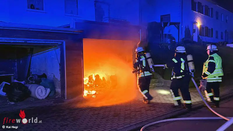 FireWorldAT's tweet image. D: Sechs Brände in einer Nacht → Feuerwehr Neunkirchen im Dauereinsatz - 
 fireworld.at/2026/01/17/d-s…