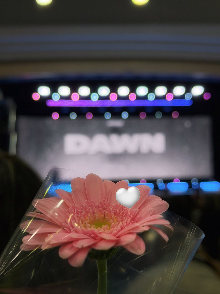 myshinelight_yh's tweet image. 오랜만에 봐서 너무너무 반가웠어.. 고마워 윤호야🤍🤍 #윤호