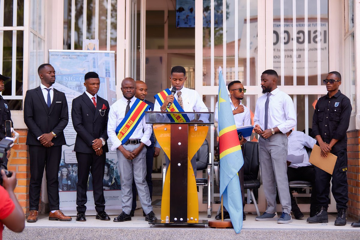 Joski013's tweet photo. #GOMARDC : #ISIGGOMA : Je quitte aujourd’hui la fonction de porte-parole des étudiants de l’#Institut #Supérieur d’#Informatique et #Gestion de #Goma avec le cœur reconnaissant, l’esprit libre et la conscience tranquille.
Si tout n’a pas été parfait, tout a été sincère. Si tout n’a pas réussi, chaque effort a été honnête.
Merci pour la confiance accordée.
Merci pour l’aventure humaine vécue ensemble.
Merci pour l’honneur de vous avoir représentés.
@GraciaKaite @gloiremurhigisi @GraceKutino @leParrainRDC @benjimk @jeunesseEP_RDC @JeanBamanisa @Cap_Brave @isig_goma