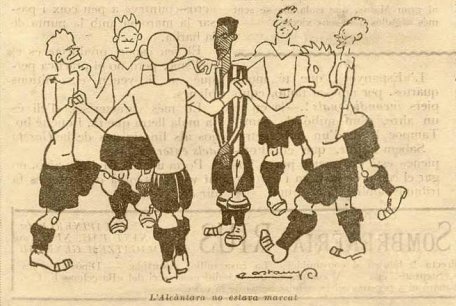 El jugador amb ascendència filipina Dro anuncia que marxa del Barça. 100 anys abans, en un acudit de Castanys per El Xut del 30 de Novembre de 1922, un altre filipí n'era protagonista.

Paulino Alcántara, encerclat pels jugadors de la UE Sants marcant-lo com si fós una sardana.