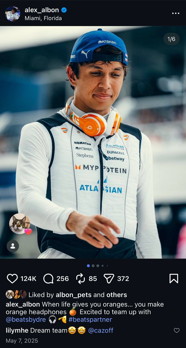 63grussell63's tweet image. Man Who Despises Marketing spends year doing side quests with every brand under the sun to afford a boulder for his girlfriend. That’s real love