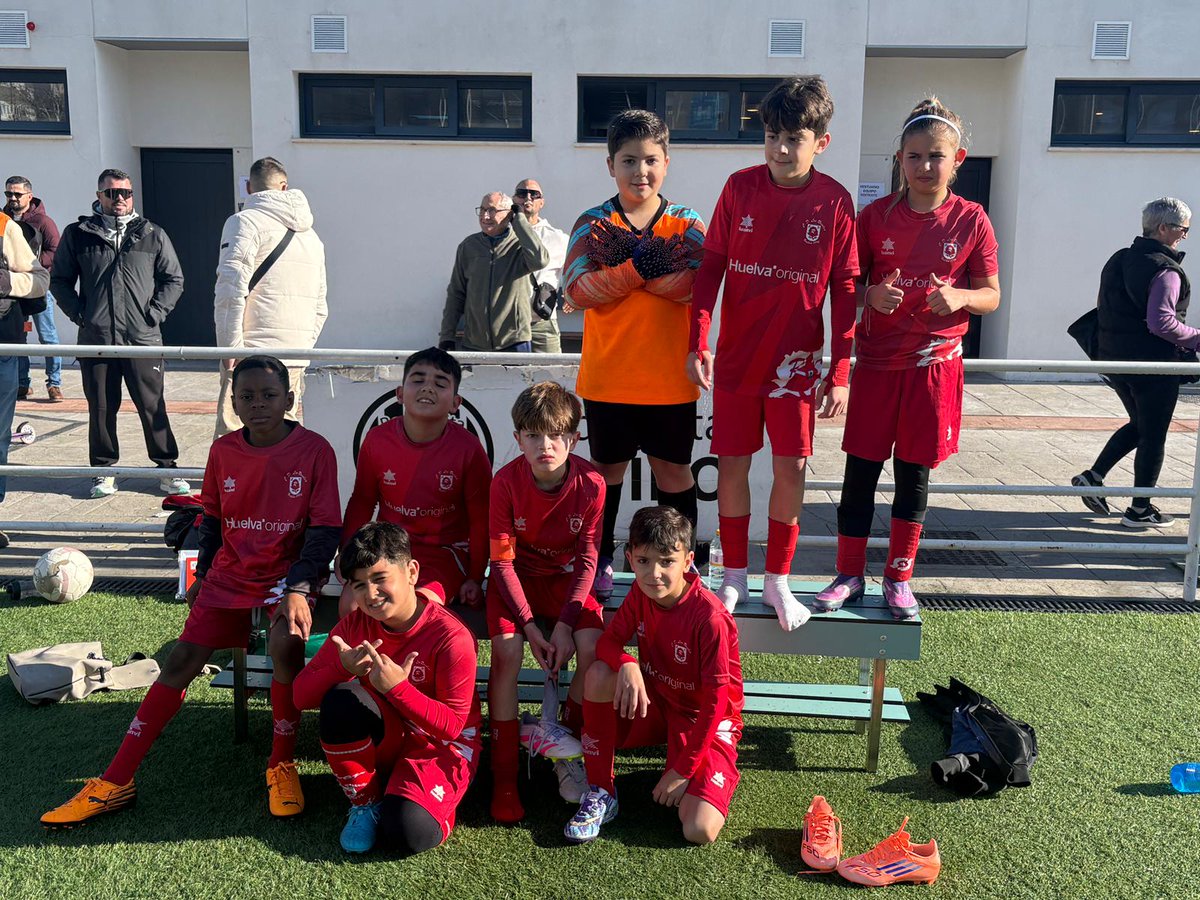🔚FINAL🥅
HColombina 3-3 BENJ-A
⚽⚽⚽José

#NuevoComienzoMismaPasión 
#SienteElRojo 
#CDLRdesde1994