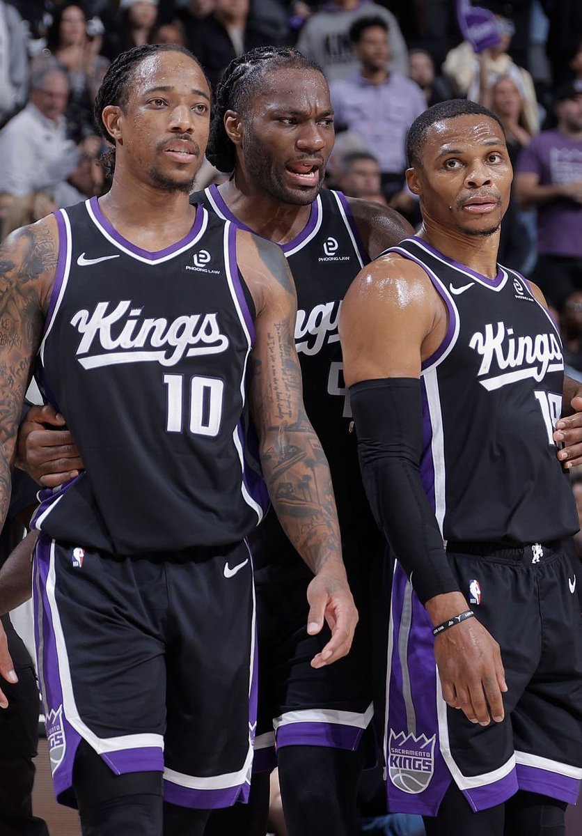 Les 4 derniers matchs des Kings : 

• Victoire vs  Rockets ☑️
• Victoire vs Lakers ☑️
• Victoire vs Knicks ☑️
• Victoire vs Wizards ☑️ 

<a href="/SacramentoKings/">Sacramento Kings</a> #LightTheBeam