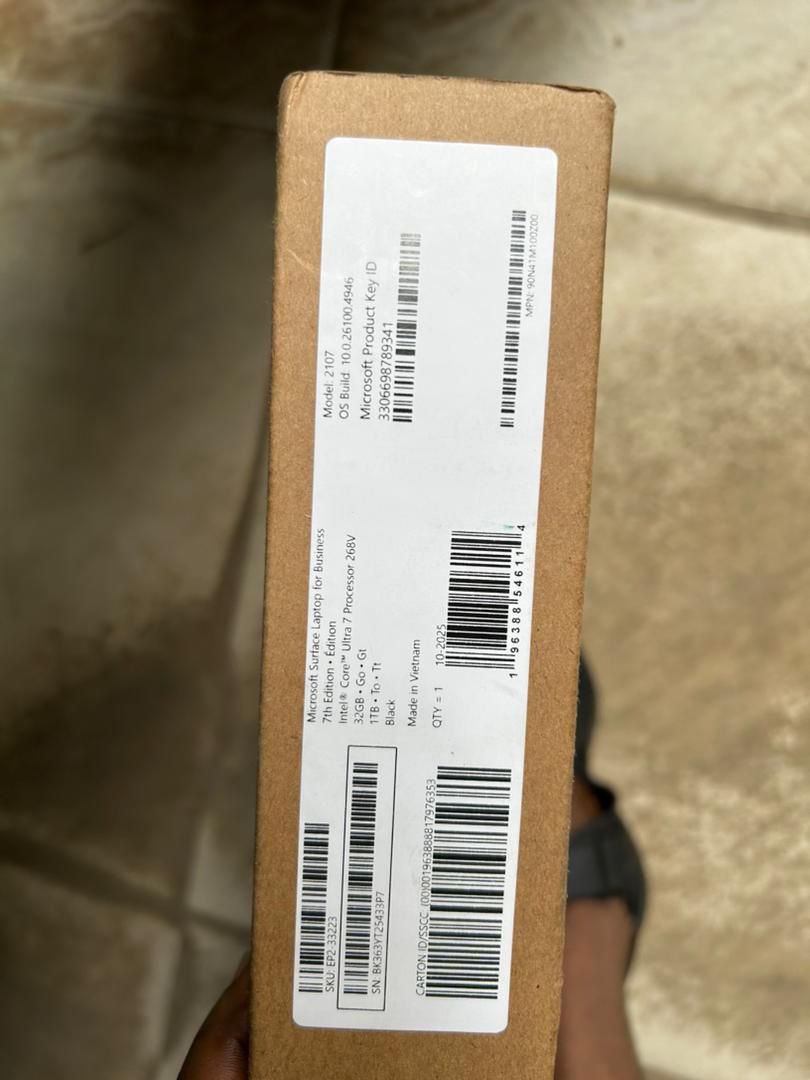 Brand New 

Microsoft surface laptop 7th edition 
Core ultra 7
32GB RAM 
1TB ssd
Black

Status: New 

Whatsapp/Call/DM:-2348083725033

#jagabatechnology 
#jagabaenterprise 
#minna 
#abuja 
#lagos