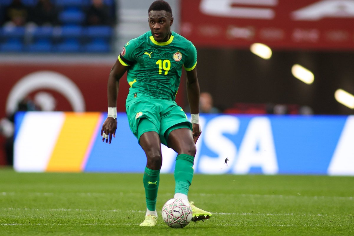 _BeFootball's tweet image. 🚨 Niakhaté sur Mané 🇸🇳 : « 𝗖’𝗘𝗦𝗧 𝗨𝗡 𝗝𝗢𝗨𝗘𝗨𝗥 𝗘𝗫𝗖𝗘𝗣𝗧𝗜𝗢𝗡𝗡𝗘𝗟 𝗤𝗨𝗜 𝗔𝗨𝗥𝗔𝗜𝗧 𝗠𝗘𝗥𝗜𝗧𝗘 𝗟𝗘 𝗕𝗔𝗟𝗟𝗢𝗡 𝗗’𝗢𝗥. 🌕 »

(CP)