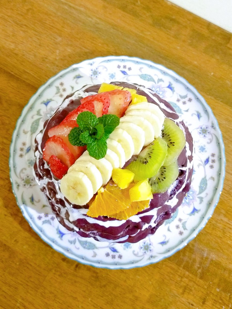 LEE8253's tweet photo. おうちかき氷🍧
◇Acai
アサイーソース
まだまだ試作中
なんとなく納得いかなくて
作り方をガラッと変えてみた
こっちの方が断然いい💗
でももう少し微調整が必要かな
完成に近づいてます https://t.co/S8esx2gxX5