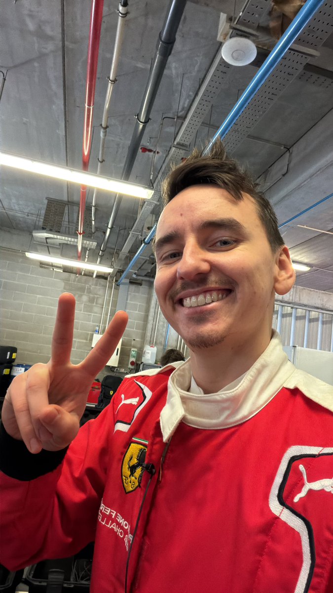 Carl Moon 🌙 tweet media