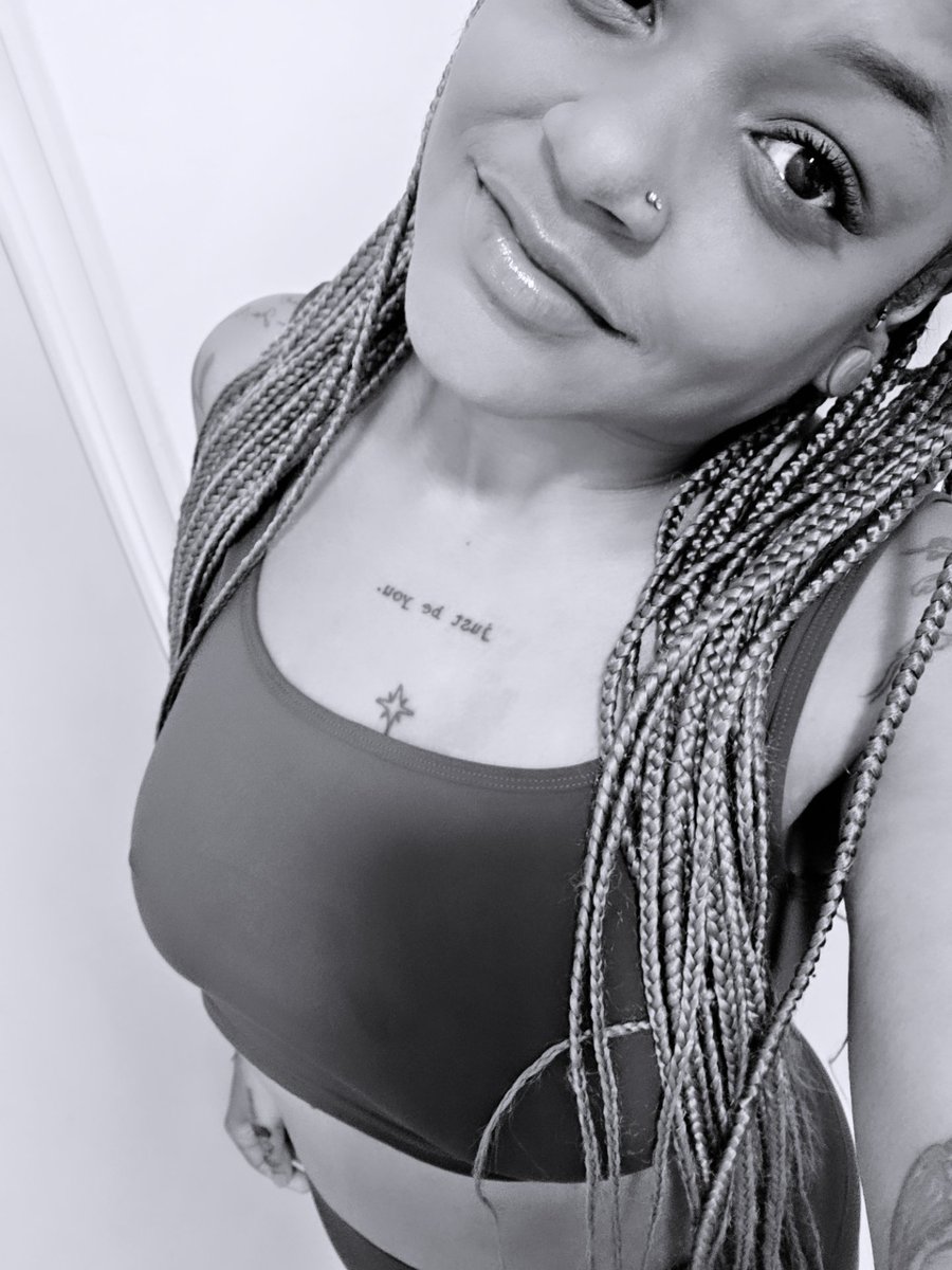 Esha Knows ✨️👩🏾‍💻💬 tweet media