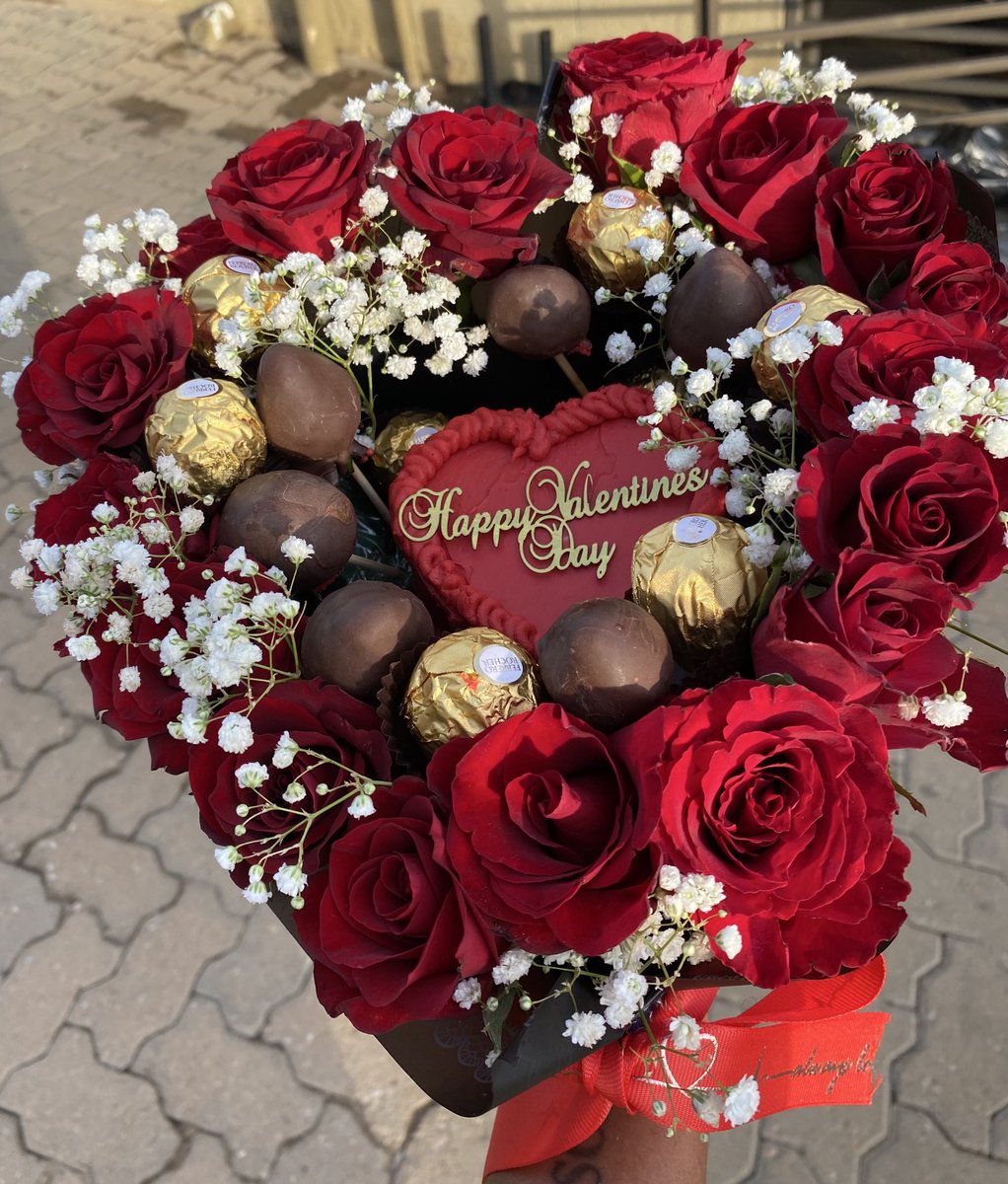 NampaDavid's tweet image. 2025 Highlights: Thread.

Valentines Day is a no Regular Day ❤️🥰

x.com/nampadavid/sta…