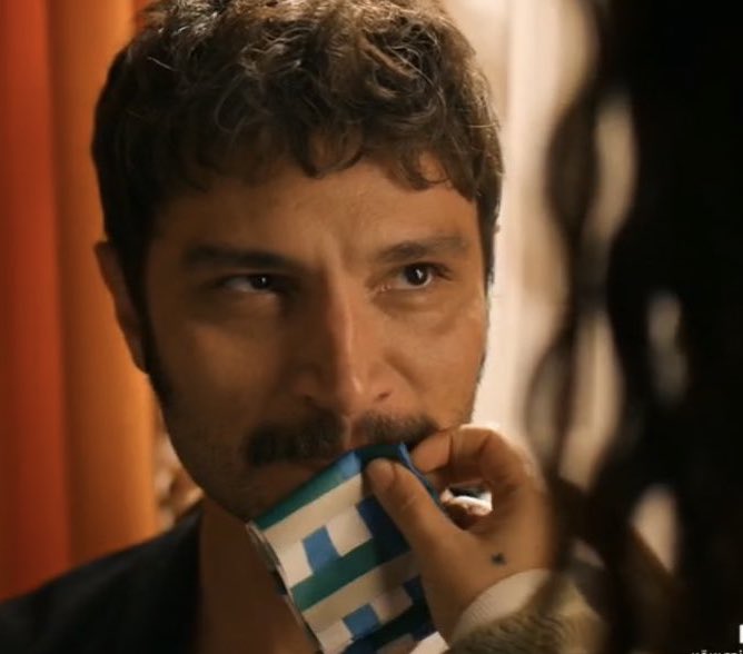 AsmaaAli25393's tweet image. بكرهكم بكرهكم بكرهكم ، بتمنى ليكم نهاية مأساوية وعذاب ،بتمنى تتكسر قلوبكم ١٠٠٠ حتة زي مادمرتوا ملاك ،انت نجس وكلب وحقير وظالم ،ظلمت واحدة اتحملت حياتك اللي مش شبهها ومن غير ماتأذيك حبيت عليها واحدة تانية بعد ماربطتها جنبك و علقتها بوعودك . بدورلك على عذر مش لاقيه غير انك واطي